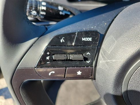 Certified 2025 Hyundai Elantra Sport image 24