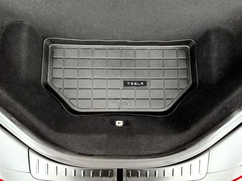 Used 2015 Tesla Model S AWD image 42