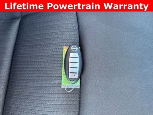 Used 2024 Nissan Altima 2.5 SV image 15