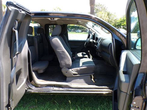Used 2015 Nissan Frontier S w/ S Preferred Package RWD image 21