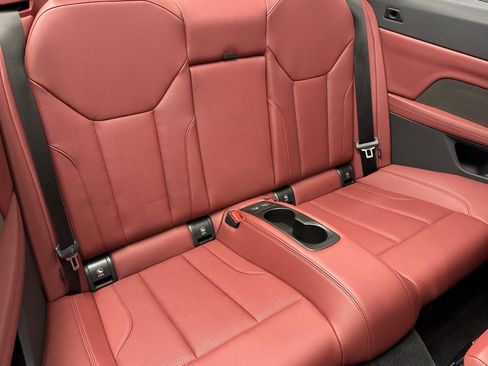 Used 2023 BMW M440i Convertible w/ Premium Package image 31