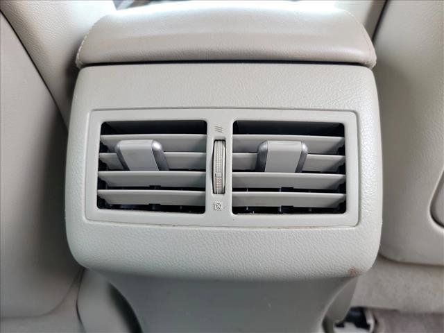 Used 2010 Toyota Camry XLE FWD image 15