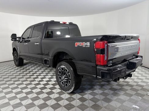 Used 2024 Ford F350 Platinum w/ FX4 Off-Road Package image 5