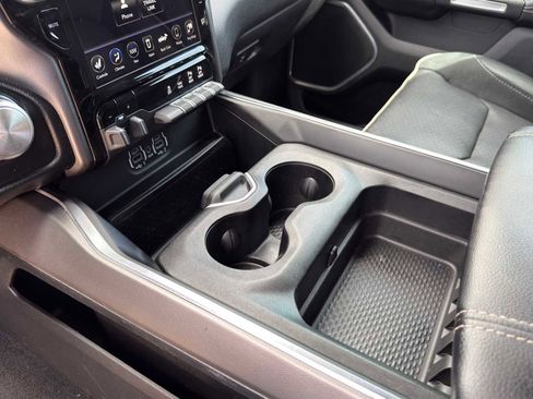 Used 2020 RAM 1500 Laramie w/ Sport Appearance Package AWD/4WD image 17