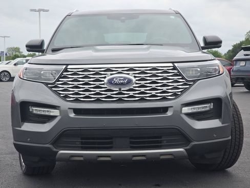 Used 2021 Ford Explorer Platinum w/ Equipment Group 601A AWD/4WD image 16