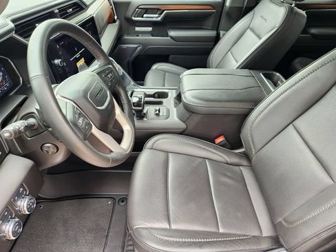Used 2024 GMC Sierra 1500 Denali w/ Denali Reserve Package AWD/4WD image 13