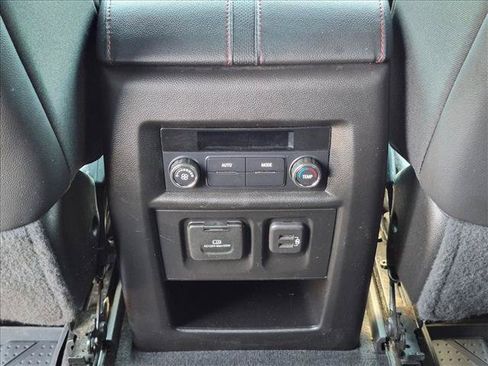 Used 2023 Chevrolet Traverse RS w/ LPO, Floor Liner Package FWD image 17