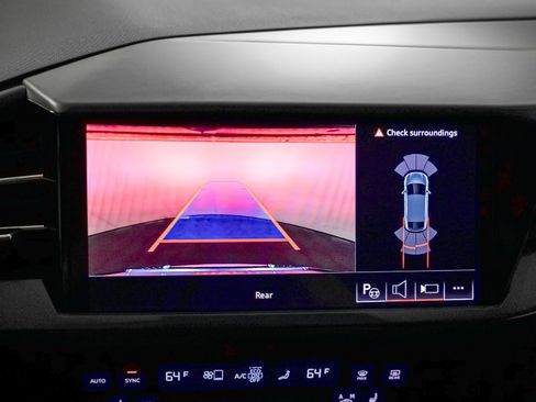 Used 2024 Audi Q4 e-tron Premium Plus image 19