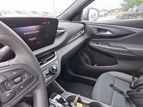 New 2026 Buick Envista Sport Touring FWD image 23