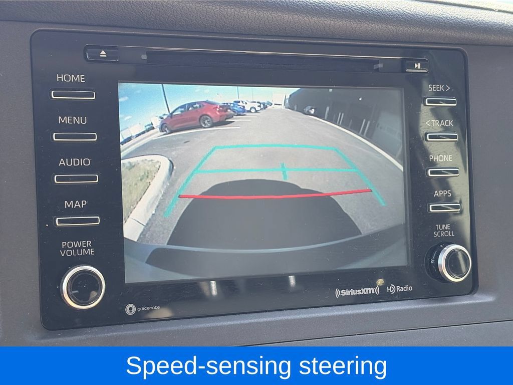 Used 2018 Toyota Sienna XLE Premium w/ Carpet Mat Package FWD image 25