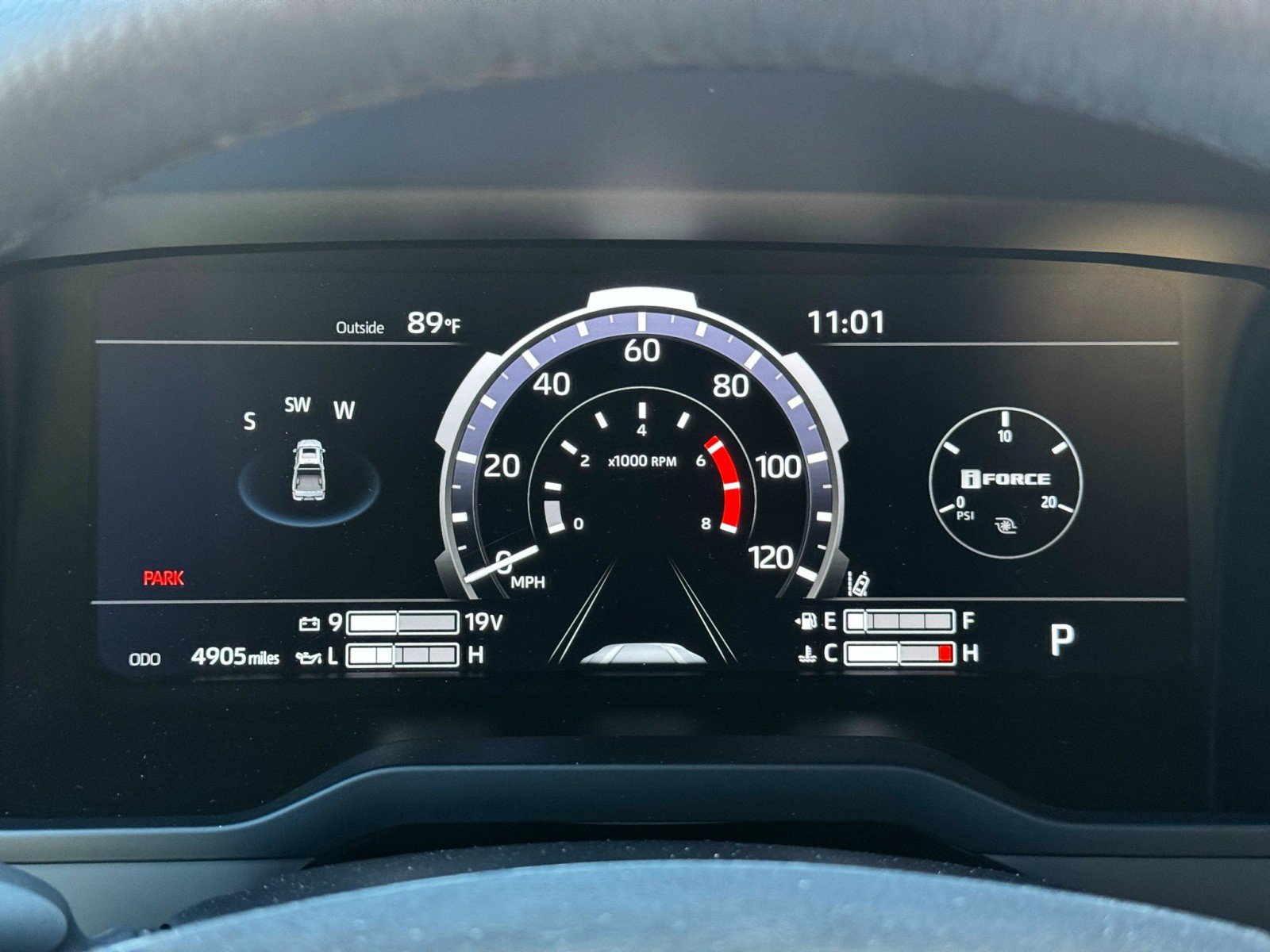 Used 2025 Toyota Tundra Limited AWD/4WD image 20