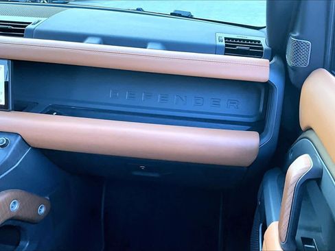 Used 2021 Land Rover Defender 110 X image 17