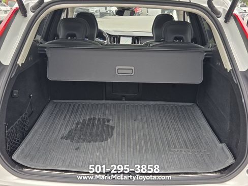 Used 2023 Volvo XC60 B5 Ultimate w/ Protection Package Premier FWD image 13