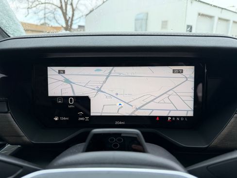 New 2026 GMC Acadia Denali Ultimate AWD/4WD image 17