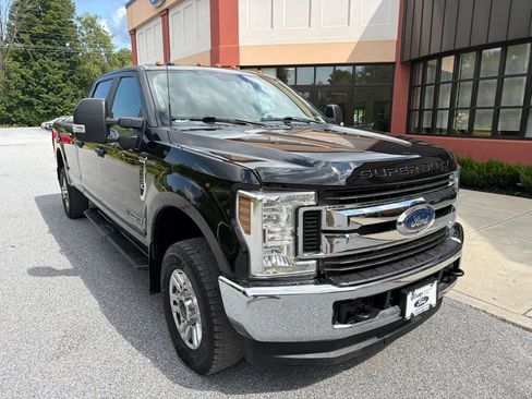 Used 2019 Ford F350 XL w/ STX Appearance Package AWD/4WD image 9