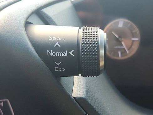 Used 2019 Lexus ES 350 w/ Accessory Package FWD image 25