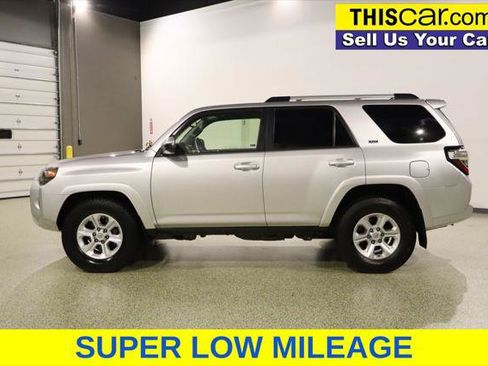 Used 2021 Toyota 4Runner SR5 RWD image 5