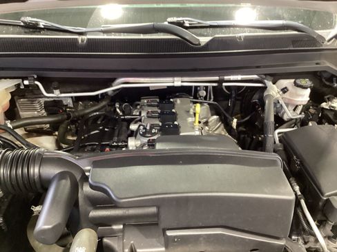 Used 2022 Chevrolet Colorado LT w/ Fleet Safety Package image 13