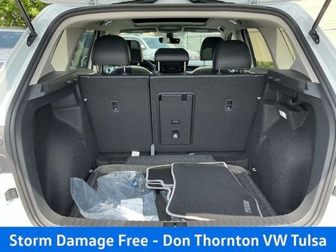 New 2026 Volkswagen Taos SE FWD image 15