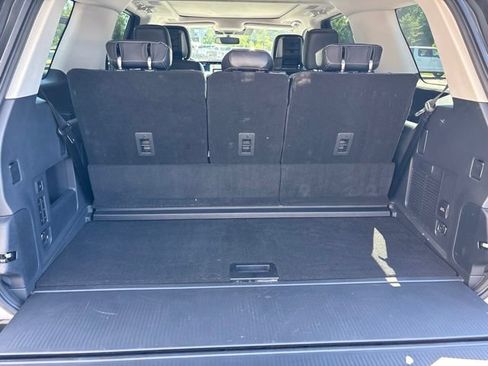 Used 2026 Ford Expedition Platinum w/ Driver's Package AWD/4WD image 17