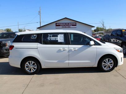 Used 2018 Kia Sedona L