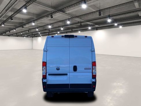 Used 2025 RAM ProMaster 2500 w/ Storage Group image 6
