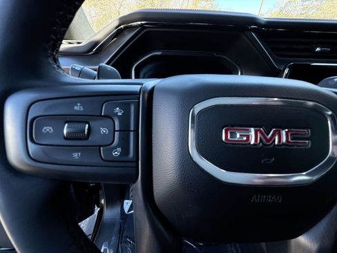 Used 2024 GMC Sierra 1500 AT4 w/ Technology Package image 17