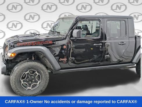 Used 2023 Jeep Gladiator Mojave w/ Dual Top Group AWD/4WD image 2