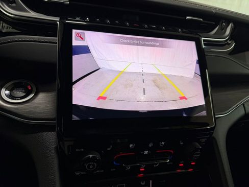 Used 2023 Jeep Grand Cherokee L Overland w/ Rear Seat Video Group I image 22