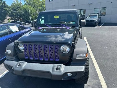 Used 2021 Jeep Wrangler Sport AWD/4WD image 2