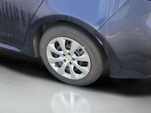 Used 2022 Toyota Corolla LE image 25