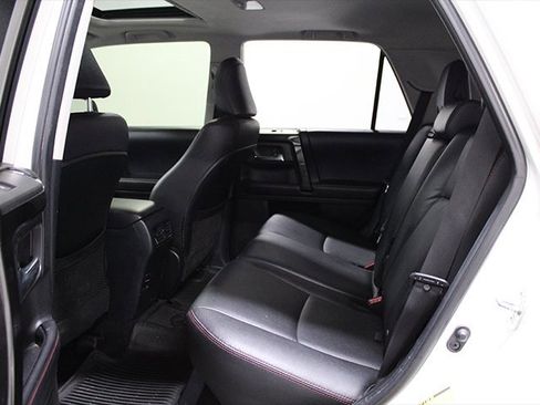 Used 2018 Toyota 4Runner TRD Off-Road Premium image 16