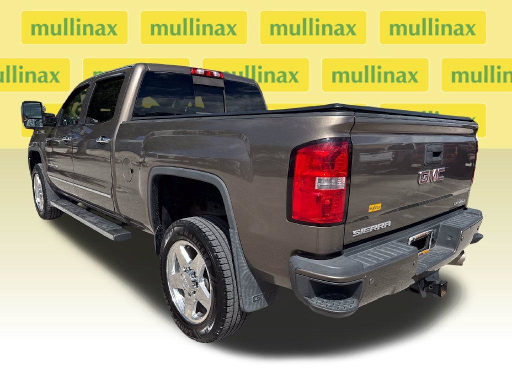 Used 2015 GMC Sierra 2500 Denali w/ Duramax Plus Package AWD/4WD image 10