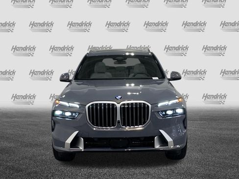 Certified 2026 BMW X7 xDrive40i w/ Premium Package AWD/4WD image 2