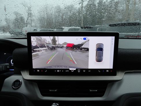 New 2026 Ford Explorer Active image 17