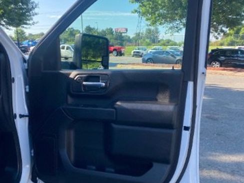 Used 2024 Chevrolet Silverado 3500 W/T w/ WT Convenience Package image 22