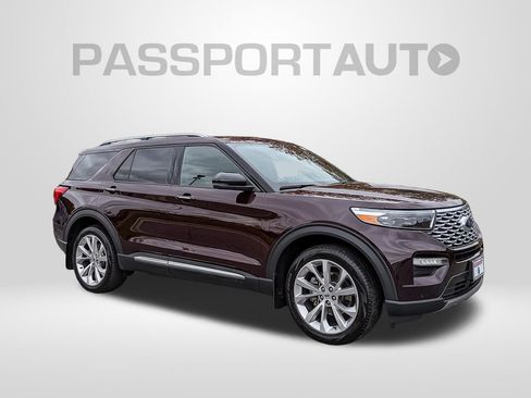 Used 2022 Ford Explorer Platinum w/ Equipment Group 601A image 8