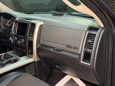 Used 2018 RAM 1500 Lone Star image 43