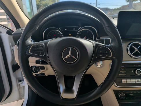 Used 2019 Mercedes-Benz GLA 250 image 15