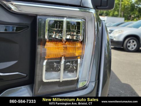 Used 2021 Ford F150 XLT w/ Equipment Group 302A High image 11