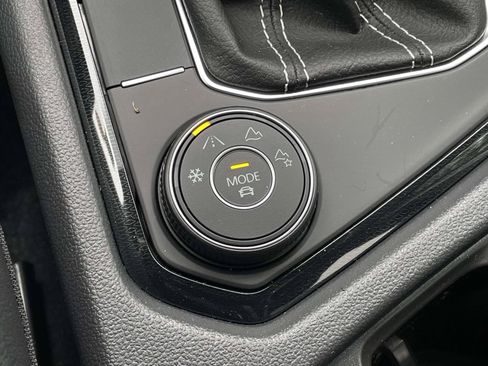 New 2026 Volkswagen Taos SEL AWD/4WD image 31