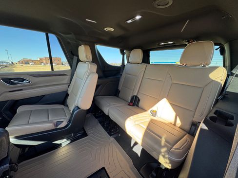 Used 2022 Chevrolet Tahoe Premier image 14