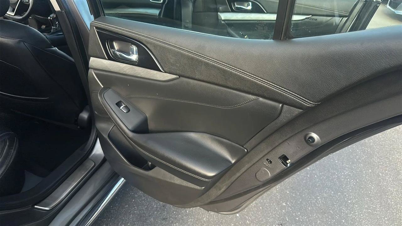 Used 2016 Nissan Maxima 3.5 SL FWD image 58