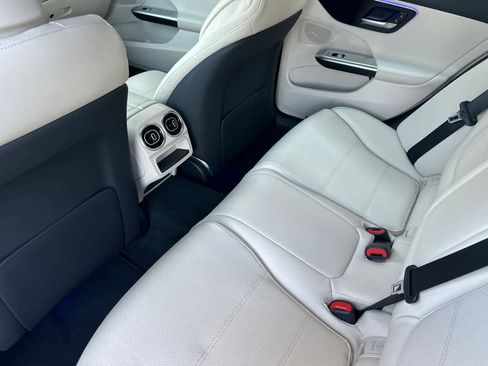 Certified 2025 Mercedes-Benz C 300 4MATIC Sedan image 11