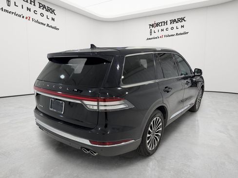 Used 2022 Lincoln Aviator Reserve w/ Equipment Group 201A RWD image 5