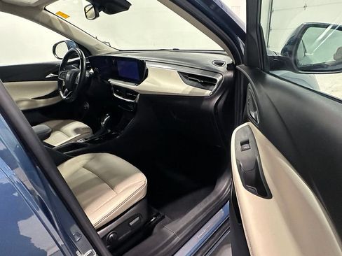 Used 2024 Buick Encore GX Avenir w/ Avenir Convenience Package AWD/4WD image 26