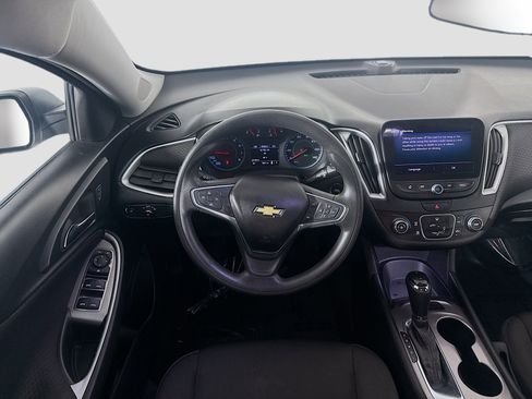 Used 2019 Chevrolet Malibu LS FWD image 17