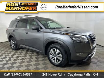 Used 2023 Nissan Pathfinder SL