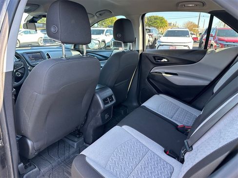 Certified 2024 Chevrolet Equinox LS w/ LS Convenience Package image 29