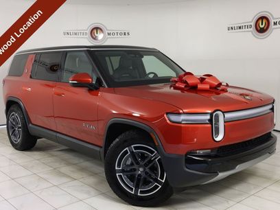 Used 2025 Rivian R1S Adventure